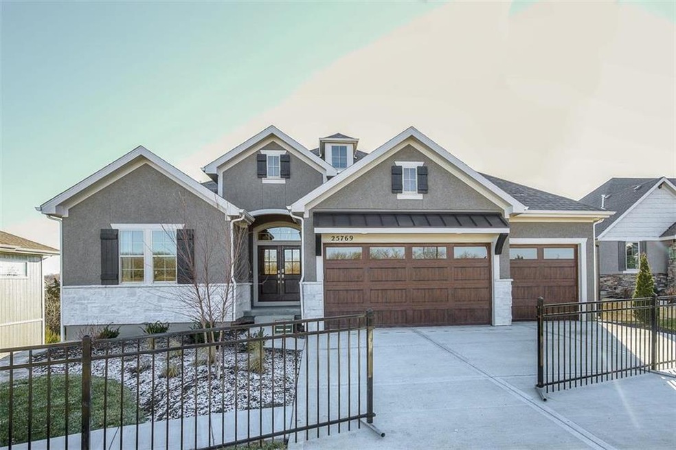 25769 W 96th St, Lenexa, KS 66227 - photo 1