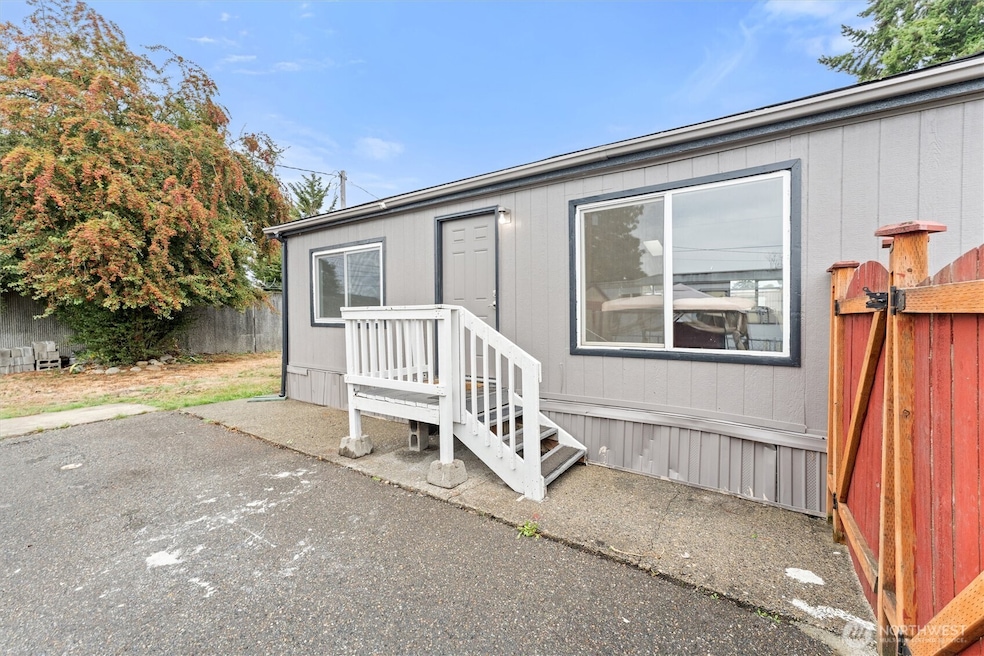 For Sale $105,000 • Co-Listing Agent