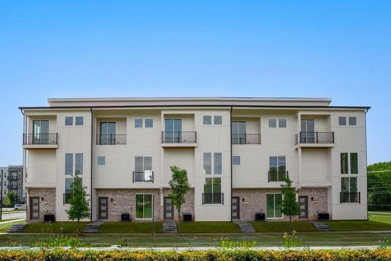 3307 Aberdeen Row, Chattanooga, TN 37410 - photo 1