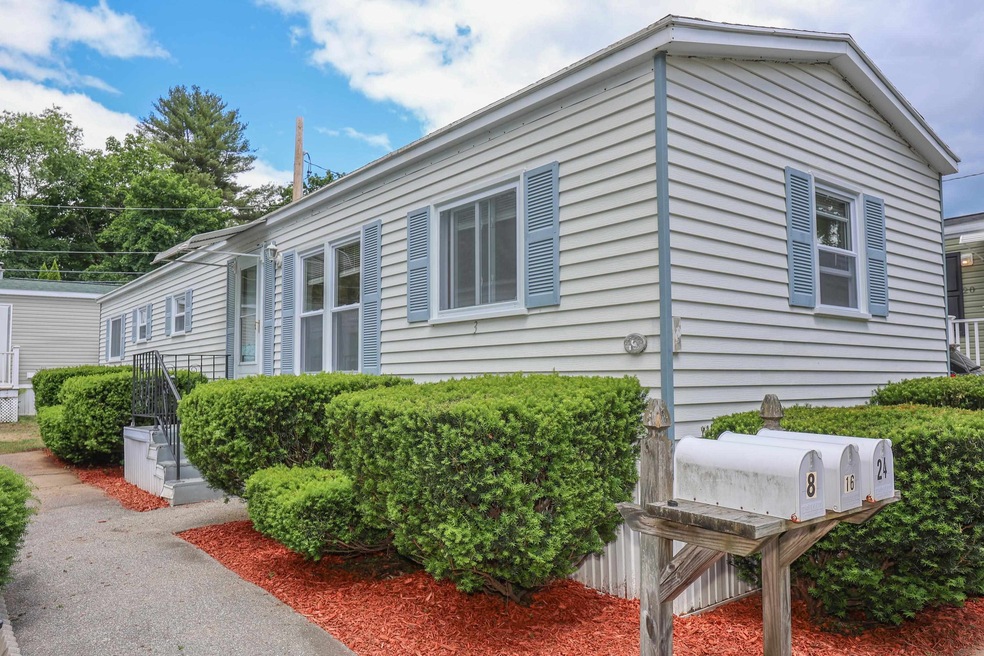 16 Milky Way, Manchester, NH 03109 - photo 1