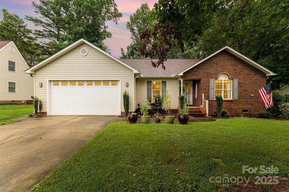 Sold $280,500 • Co-Listing Agent