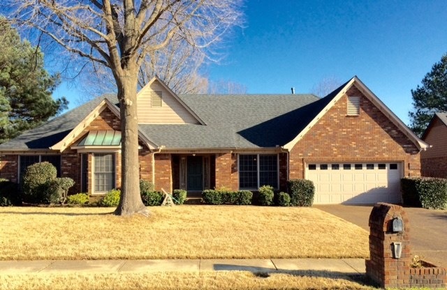 Great curb appeal!