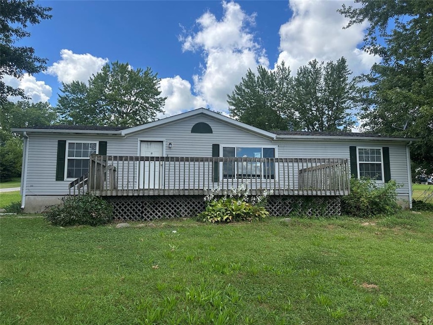 222 S East Ave, Lacona, IA 50139 - photo 1