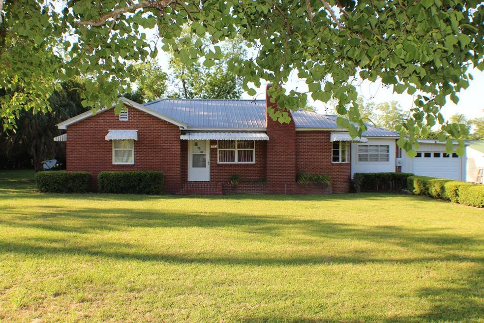 121 Main St, Barwick, GA 31720 - photo 1