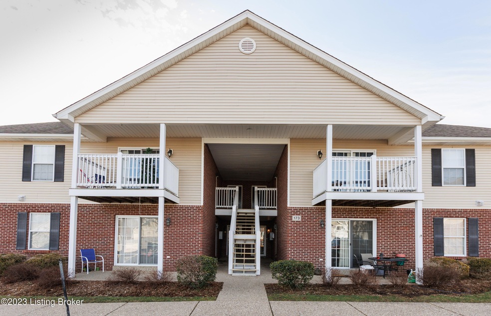 173 Central Blvd unit 20, Mount Washington, KY 40047 - photo 1