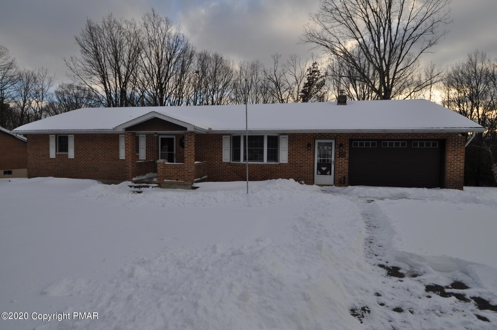 181 W 13th St, Jim Thorpe, PA 18229 - photo 1