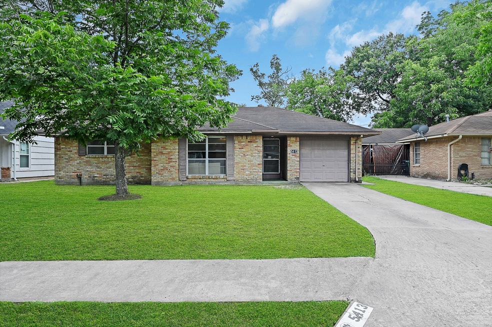 5413 De Lange Ln, Houston, TX 77092 - photo 1