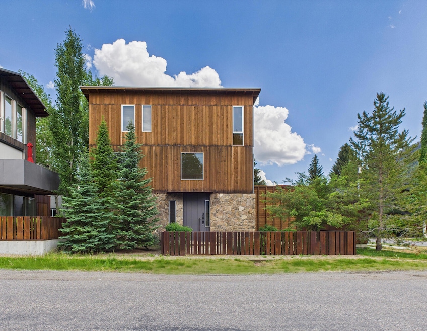 300 W 6th St unit B, Ketchum, ID 83340 - photo 1