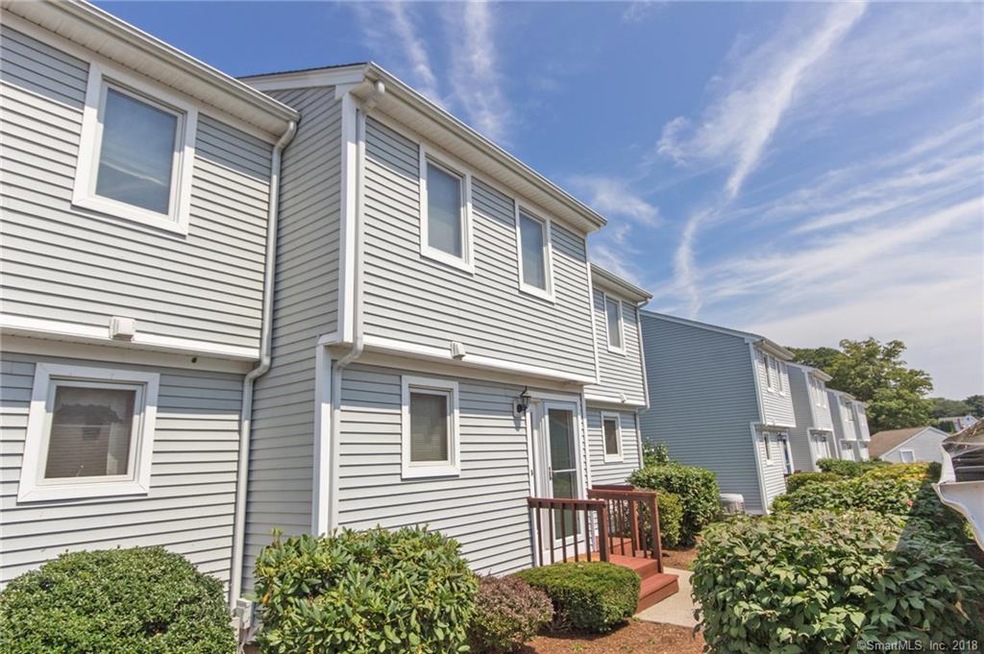 Welcome to 17 Mallard Cove on Lake Pocotopaug!