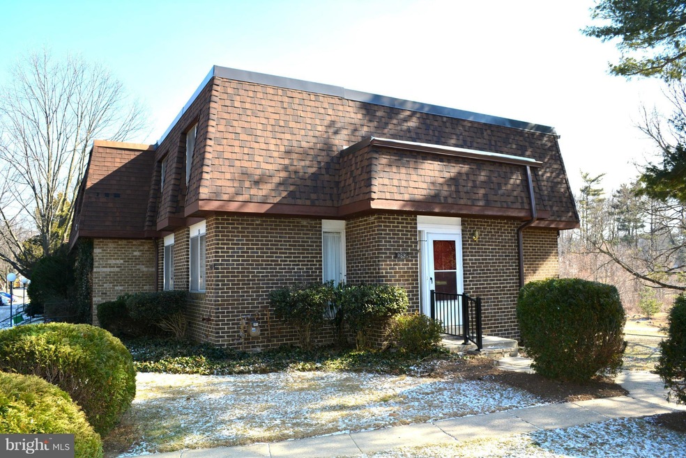 282 W Deer Park Rd, Gaithersburg, MD 20877 - photo 1