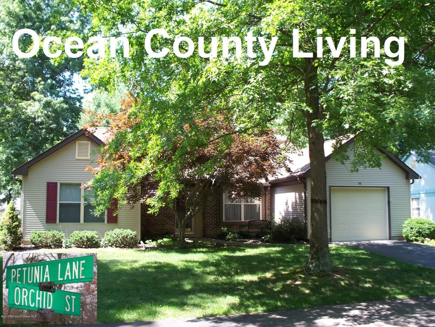 616 Petunia Ln S, Whiting, NJ 08759 - photo 1