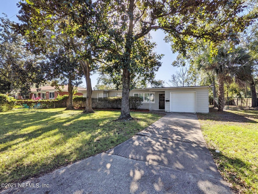 6374 Cherry Laurel Dr, Jacksonville, FL 32210 - photo 1