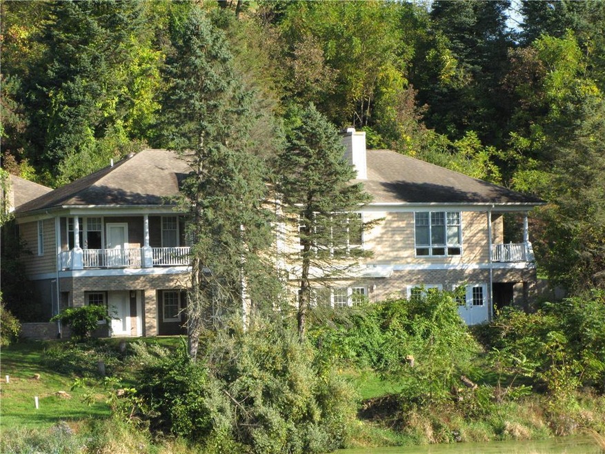 5400 Riverview Rd, Slatington, PA 18080 - photo 1