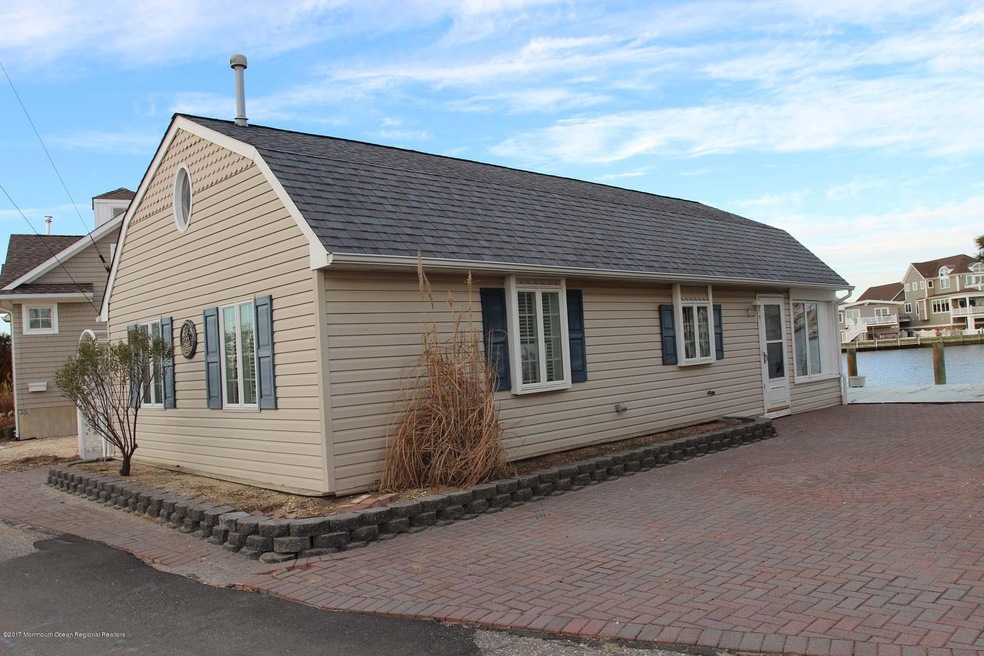 234 W Bayview Dr, Lavallette, NJ 08735 - photo 1