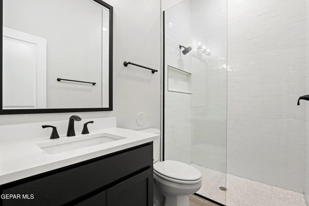 806 Harpendem Dr, Horizon City, TX 79928 - photo 1