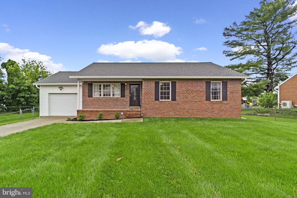 Under Contract $450,000