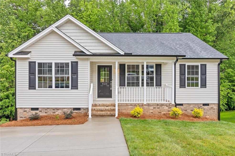 839 Berg St, Asheboro, NC 27203 - photo 1