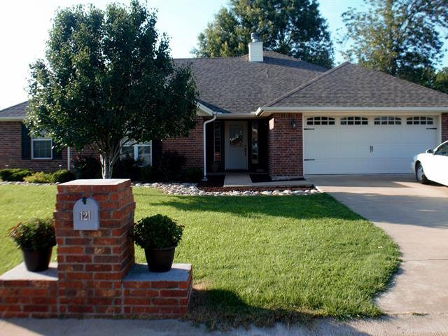 121 Redwood Cir, Lufkin, TX 75904 - photo 1