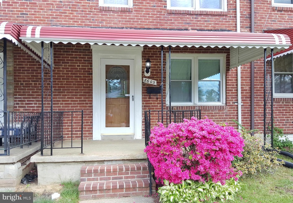 8605 Oak Rd, Parkville, MD 21234 - photo 1