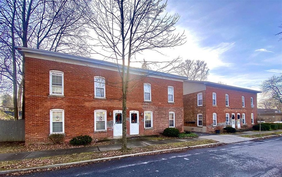 1016 Holmes St, Poughkeepsie, NY 12601 - photo 1