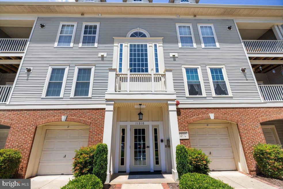 11310 Westbrook Mill Ln unit 202, Fairfax, VA 22030 - photo 1