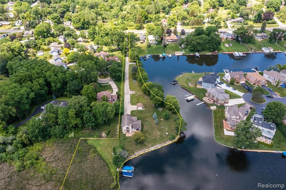 750 ft of Waterfront! Main Body Views of Sylvan and Otter lake! 3 Lots! 1.81 Acres! Private Street!