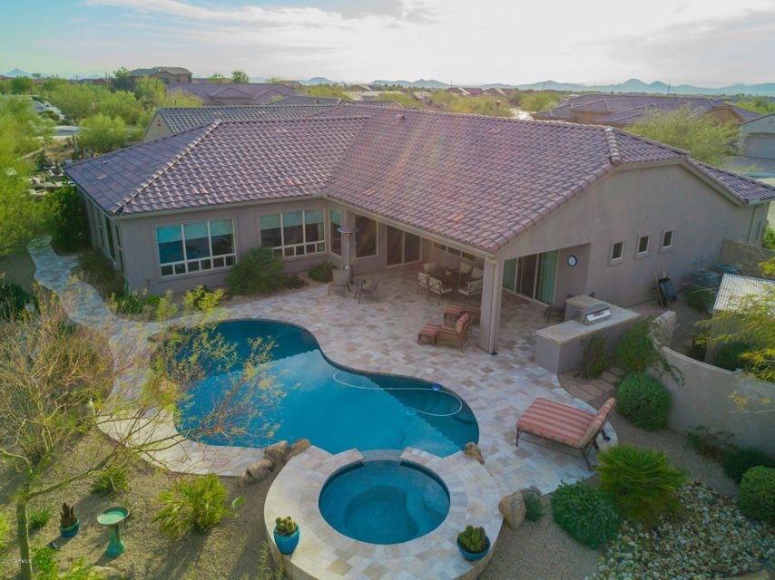 Welcome Home to Cave Creek!