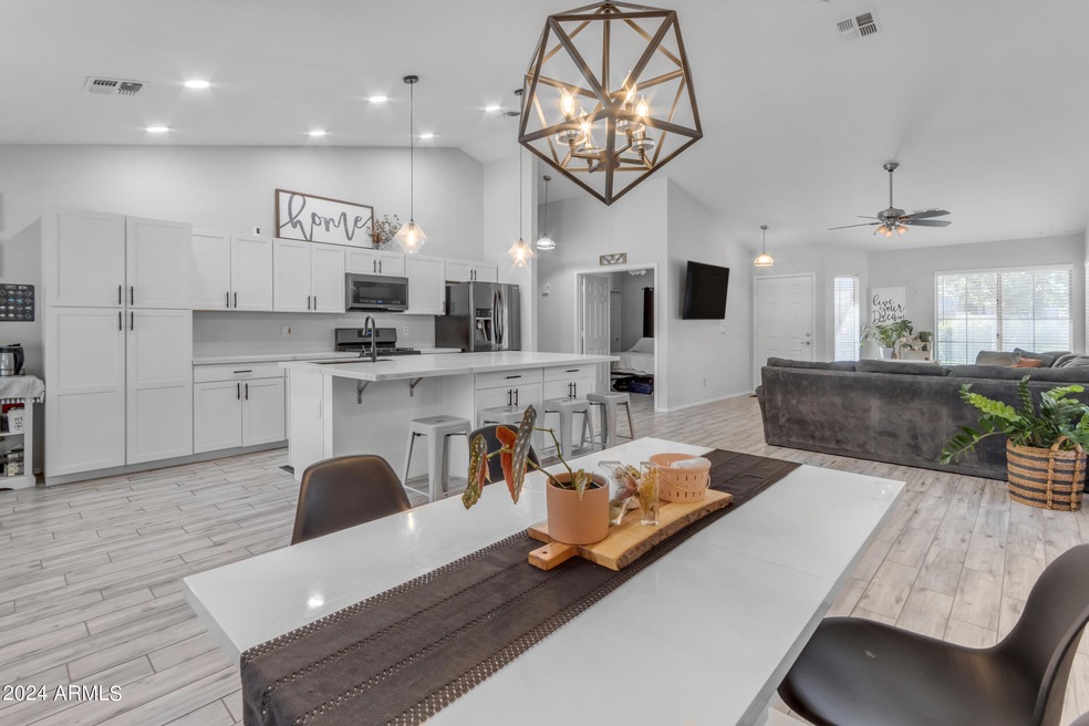 1114 E Artesian Way, Gilbert, AZ 85234 - photo 1