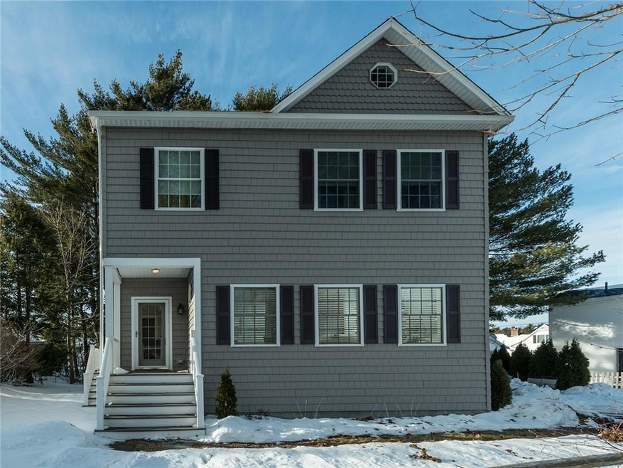 44 Ocean St, Ogunquit, ME 03907 - photo 1
