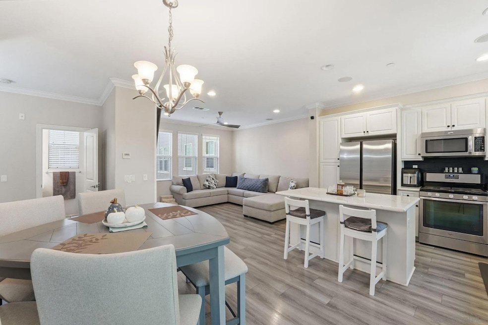 1830 Crimson Ct unit 3, Chula Vista, CA 91913 - photo 1