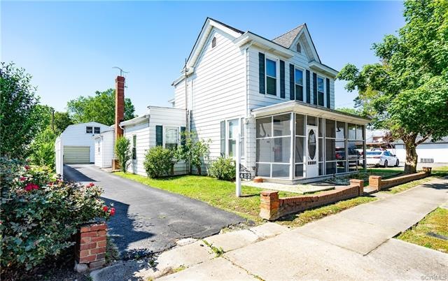 422 7th St, West Point, VA 23181 - photo 1