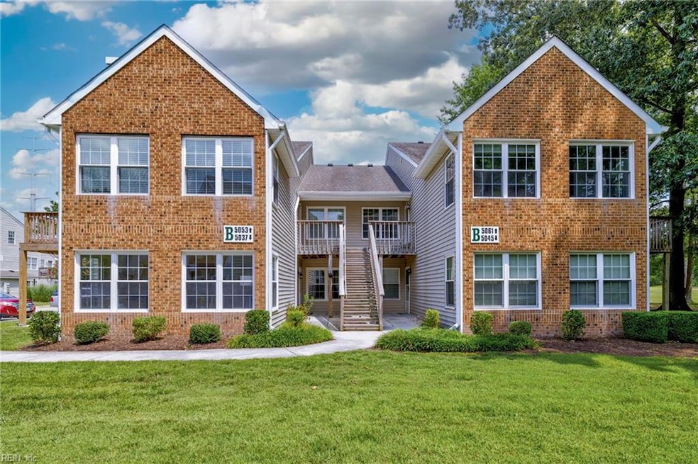 5037 Thatcher Way, Virginia Beach, VA 23456 - photo 1