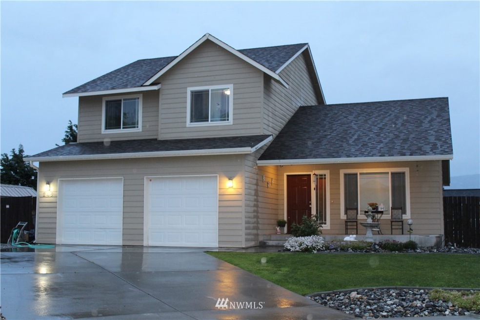 245 Derby Ct, East Wenatchee, WA 98802 - photo 1