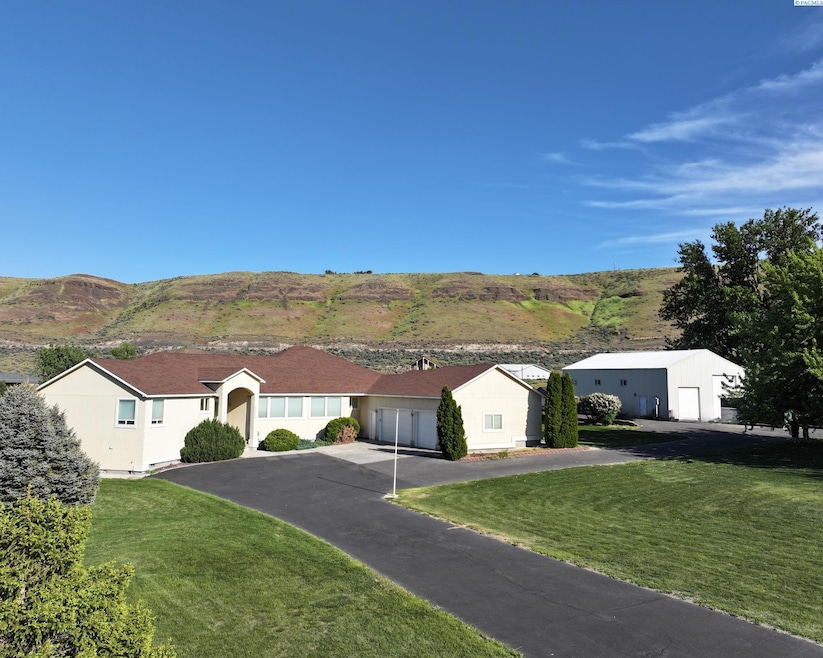 Sold $750,000 • Co-Listing Agent