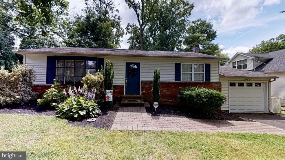 415 Larchwood Ave, Feasterville Trevose, PA 19053 - photo 1