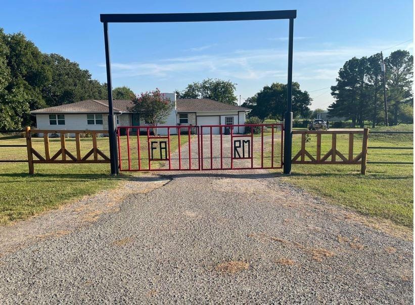 1690 Davy Ln, Denison, TX 75020 - photo 1