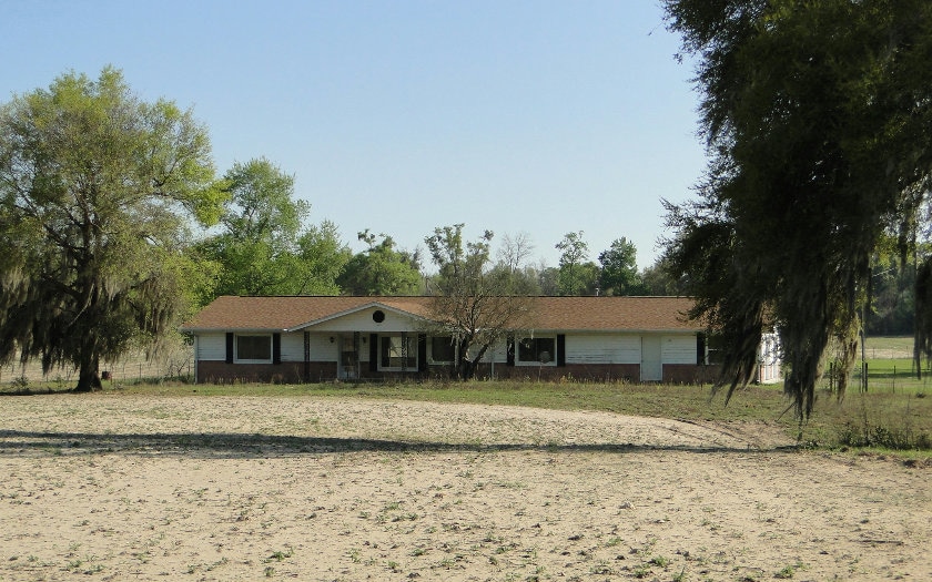 2078 SW Wilson Springs Rd, Fort White, FL 32038 - photo 1
