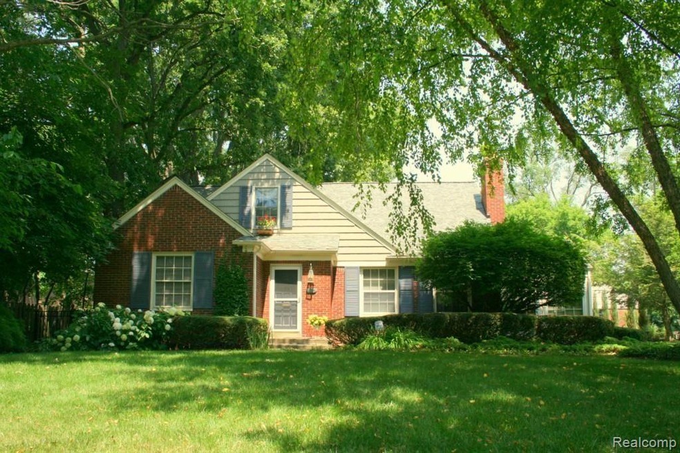 890 Redding