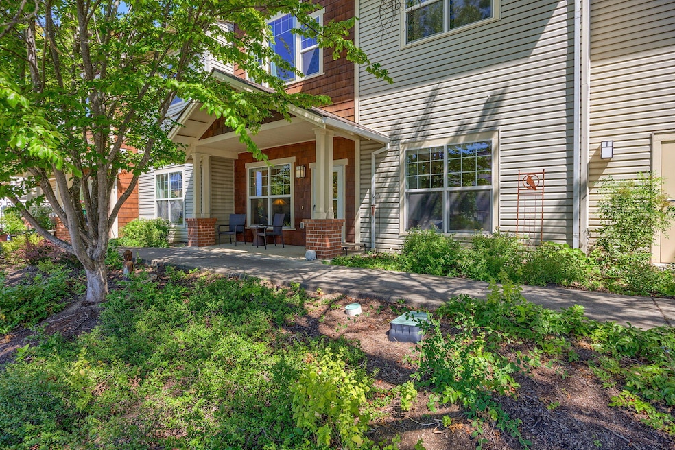 Pending $182,000 • Co-Listing Agent
