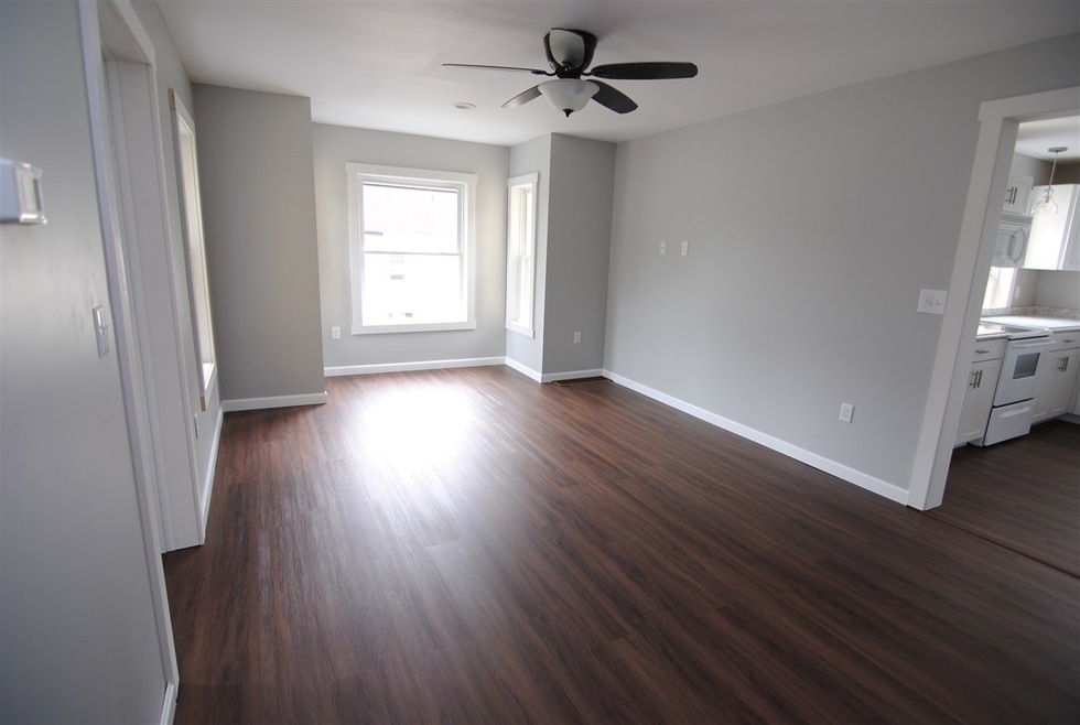 6 Baker St unit B, Hudson, NH 03051 - photo 1