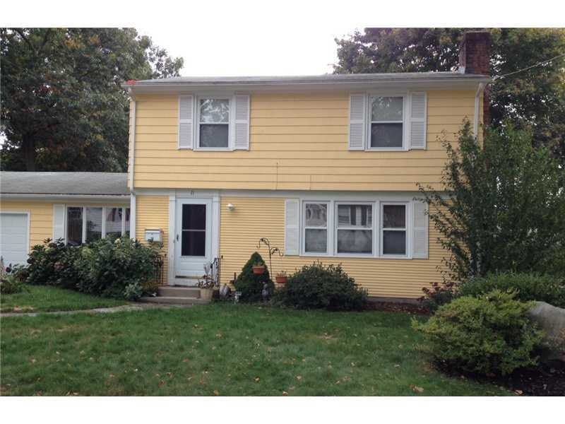 11 Circle Dr, Riverside, RI 02915 - photo 1