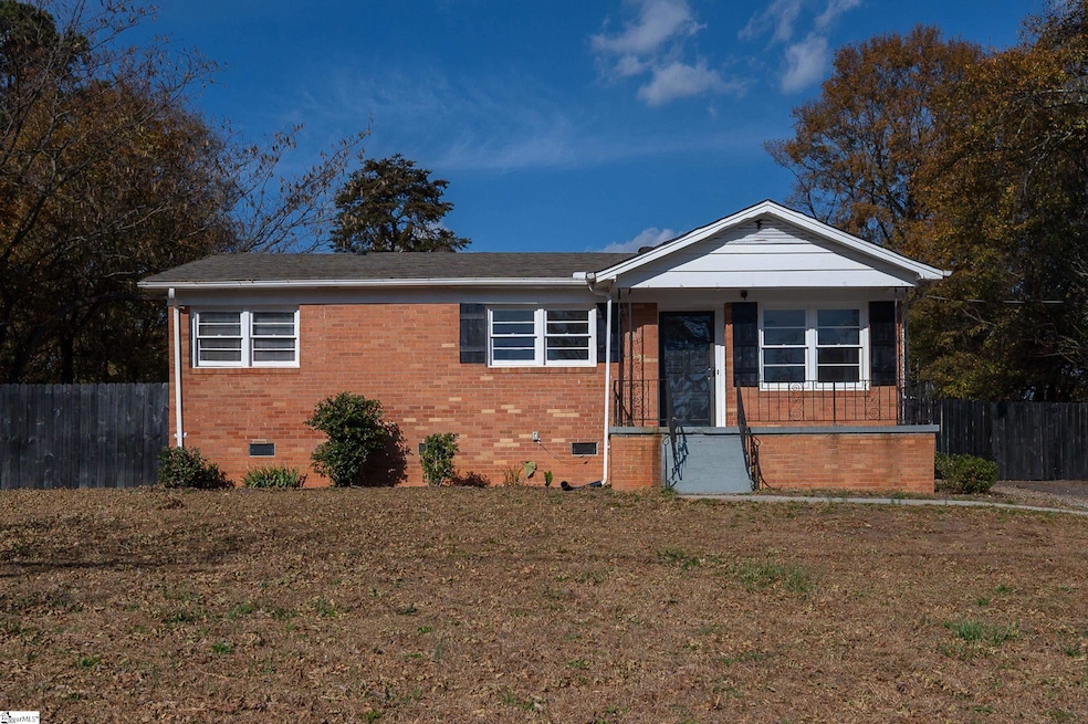106 Middleton Ln, Greenville, SC 29607 - photo 1