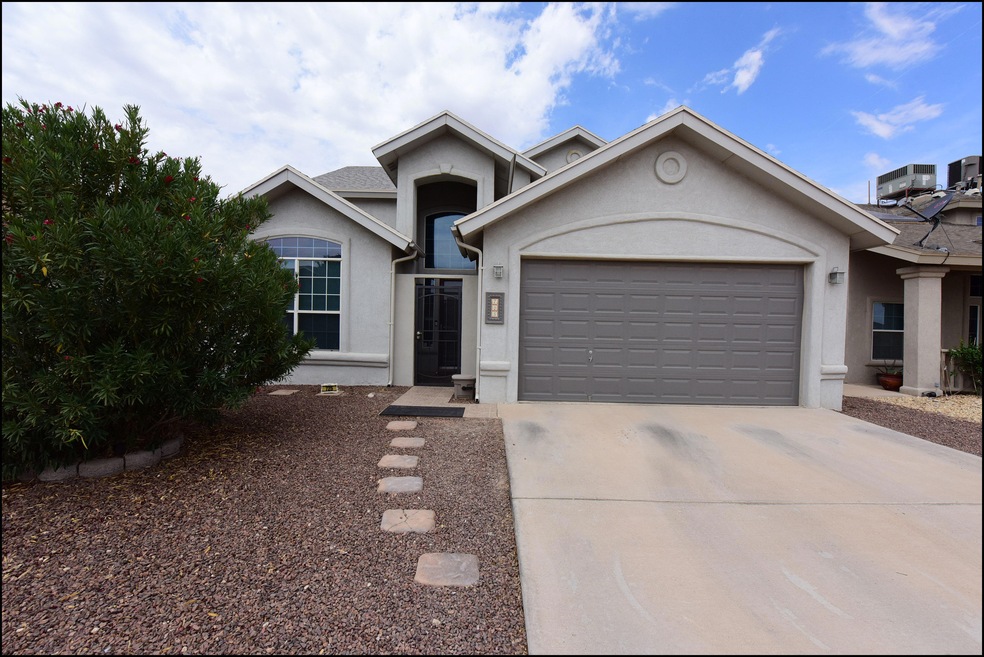 725 Teichelkamp Dr, El Paso, TX 79928 - photo 1