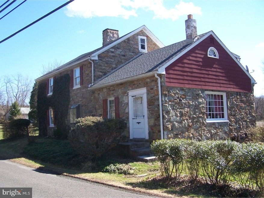 1355 Fennel Rd, Pennsburg, PA 18073 - photo 1