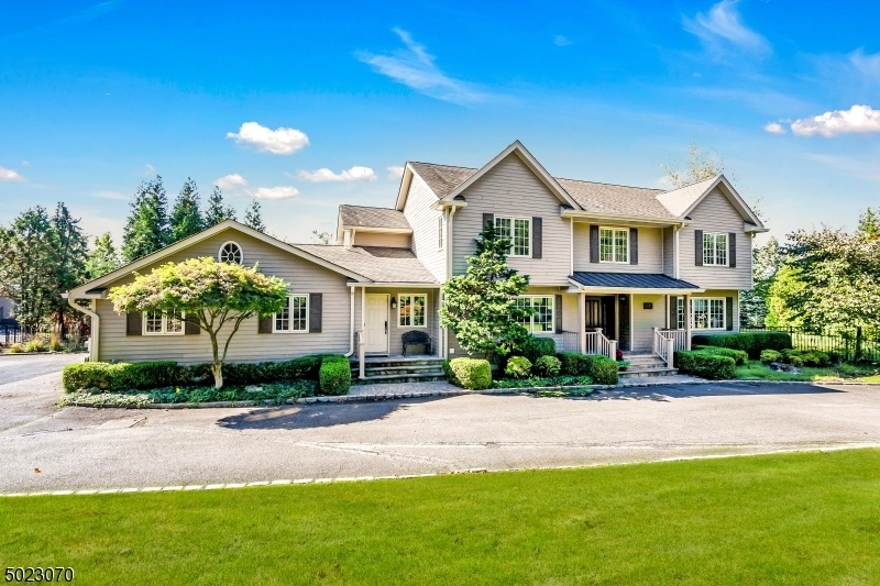 8 Mountain Ridge Dr, Livingston, NJ 07039 - photo 1