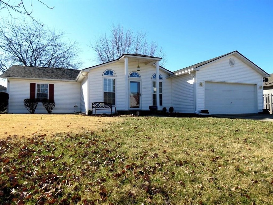 6023 E Pioneer Place, Columbus, IN 47203 - photo 1