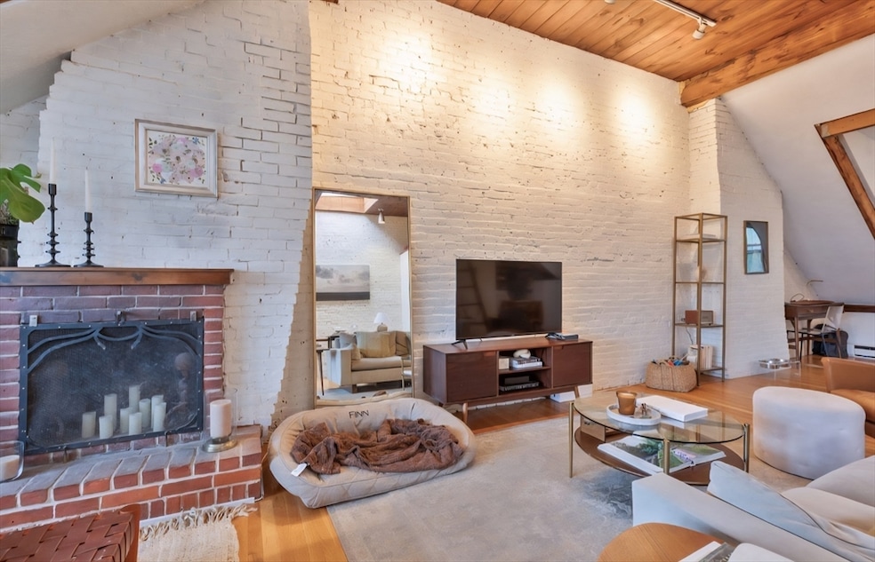 63 Rutland St unit 4, Boston, MA 02118 - photo 1