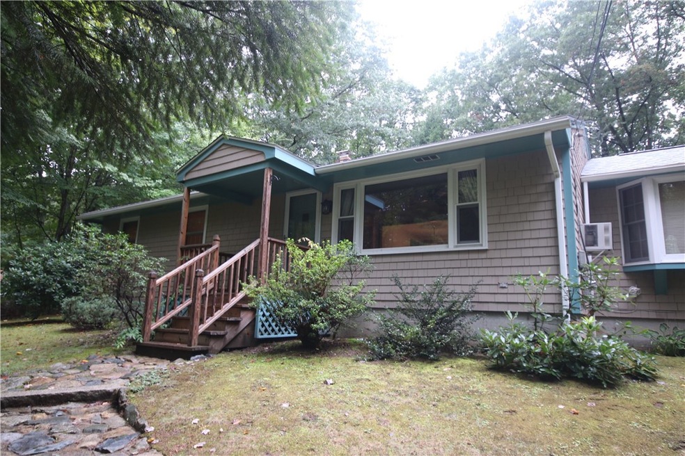 21 Battey Dr, Greenville, RI 02828 - photo 1