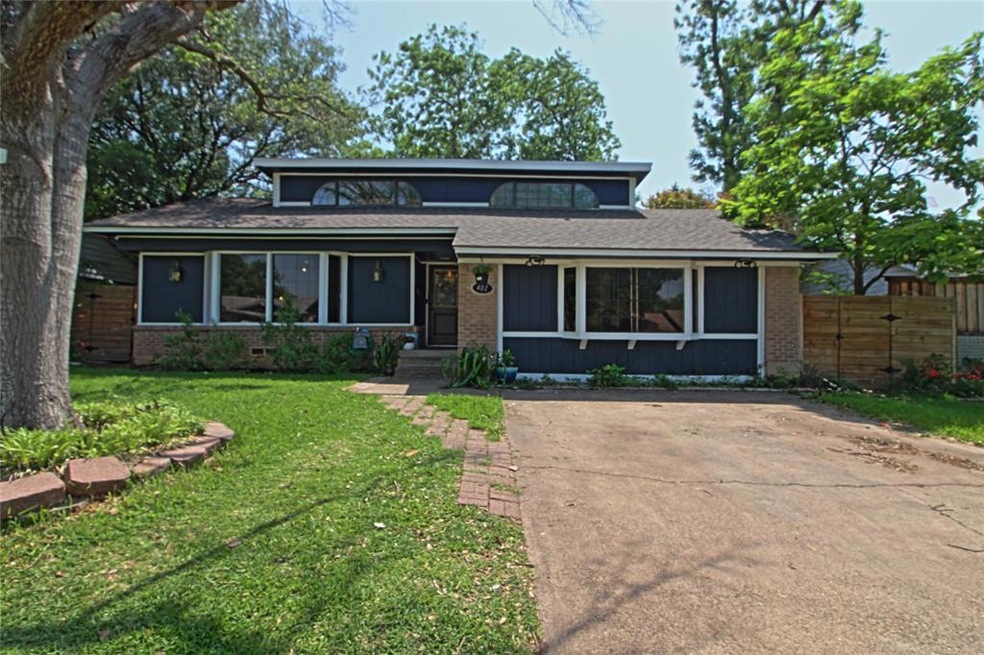Front view of the home.