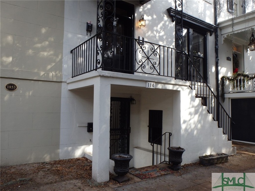 114 E Jones St unit A, Savannah, GA 31401 - photo 1